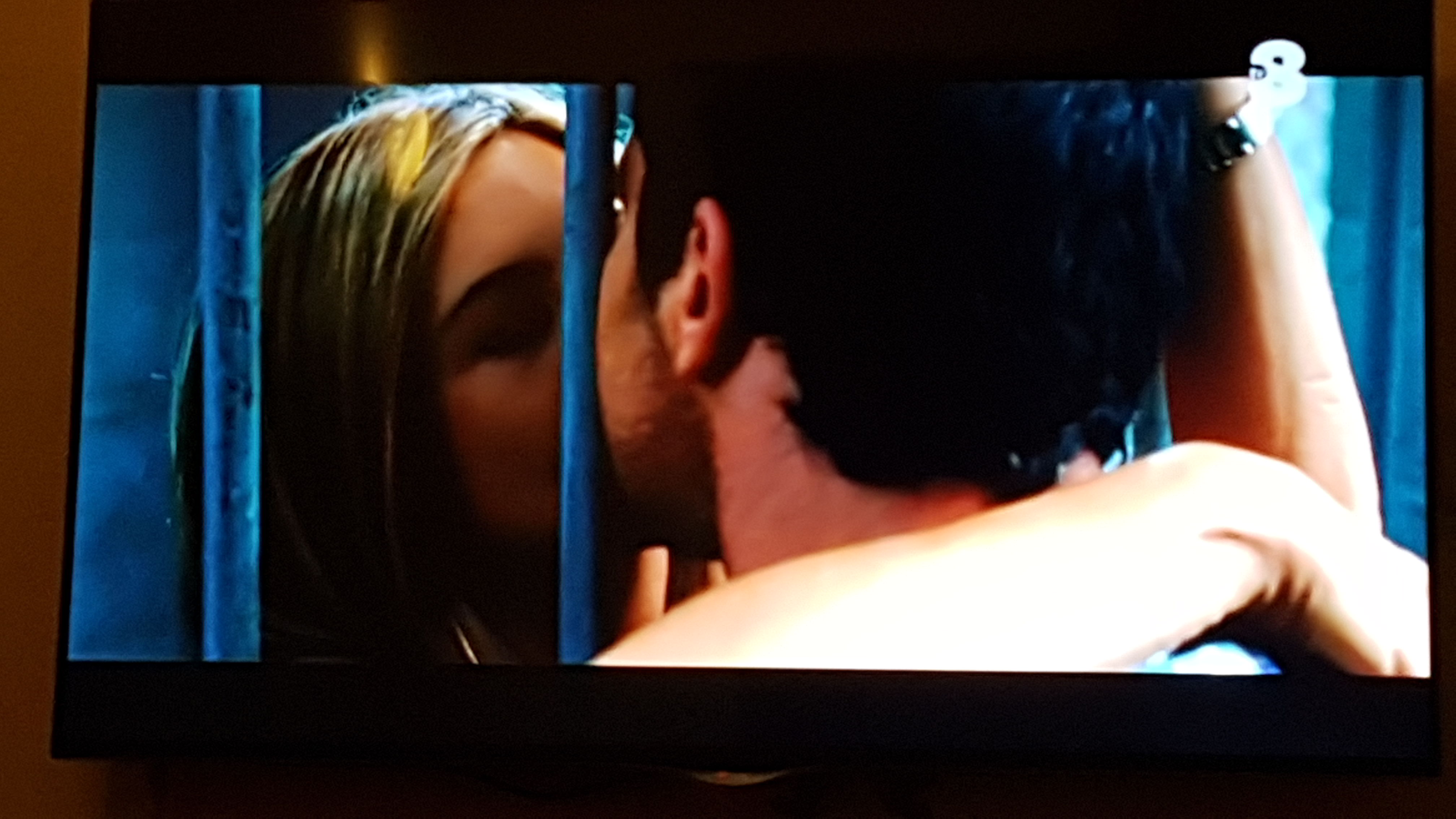 TV8 skyitalia 11880 13°E