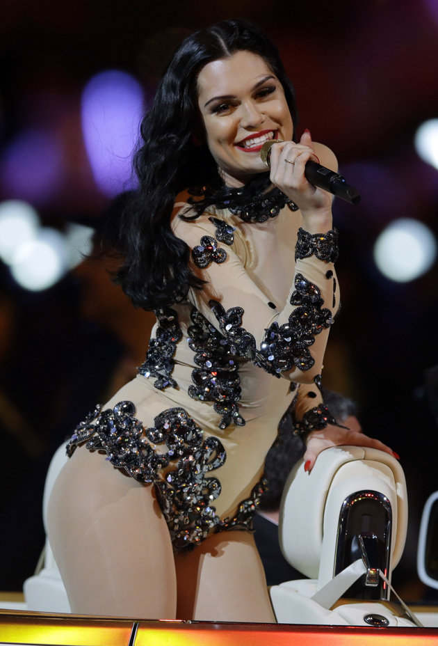 jessie-j-nude-catsuit-olympics-closing-ceremony_original.jpg