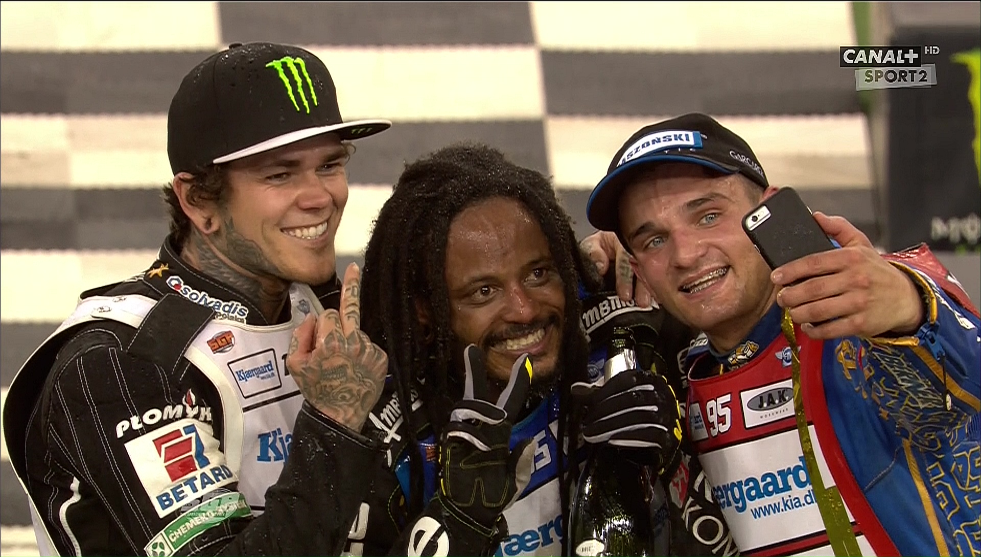 11258 h 27500 @ 13 east hotbird canal plus sports 2 hd