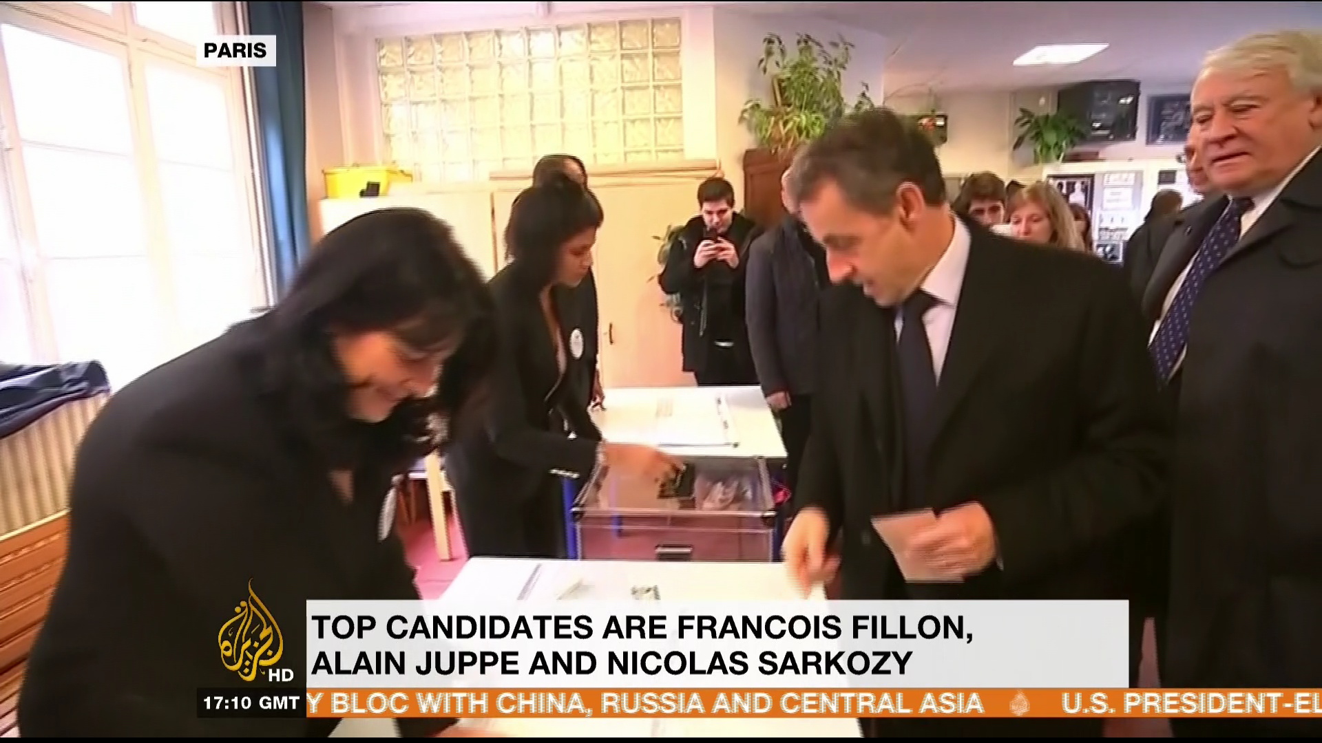 11137 H 27500 @ 13' E Hot bird.