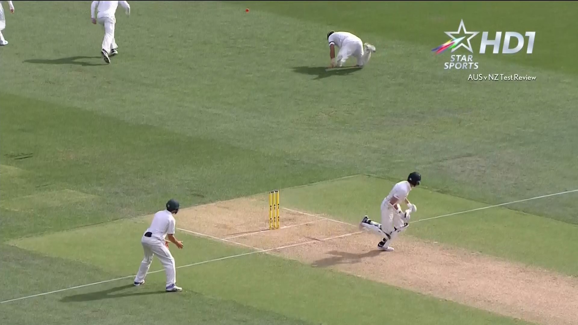 @Aus v Nz - Test Review.ts_snapshot_00.40_[2015.12.09_01.32.58].jpg