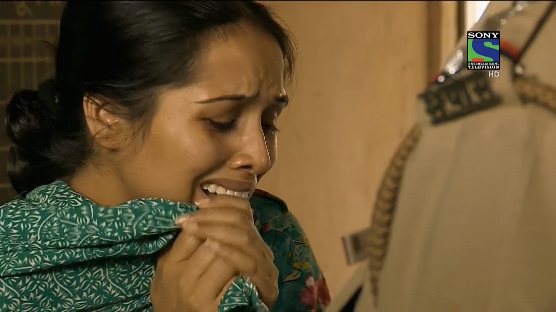 @Crime Patrol Dial 100_1.ts_snapshot_15.56_[2016.01.01_02.23.21].jpg