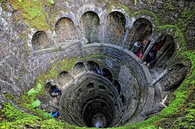 Amazing-Staircase-2.jpg